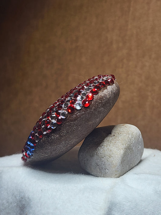 PATRIOT EGG - PATRIOTIC PAPERWEIGHT