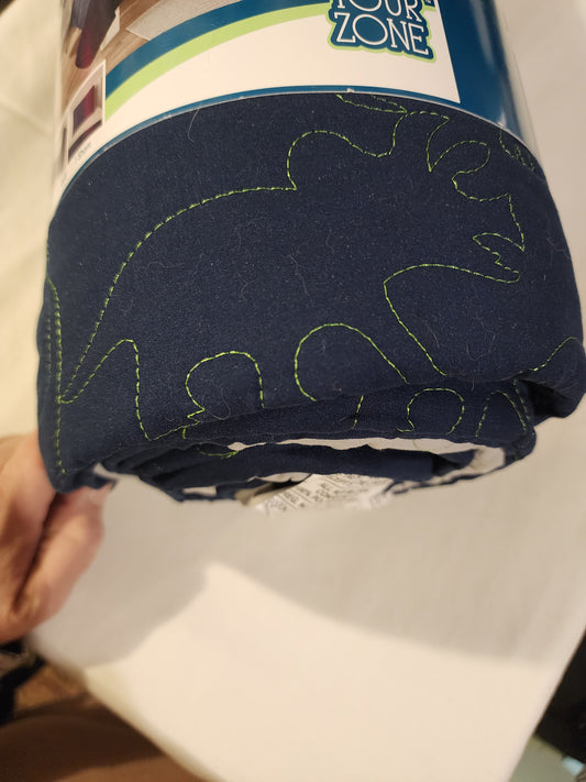 CHILDREN'S DINOSAUR DESIGNED 2 PC QUILT SET