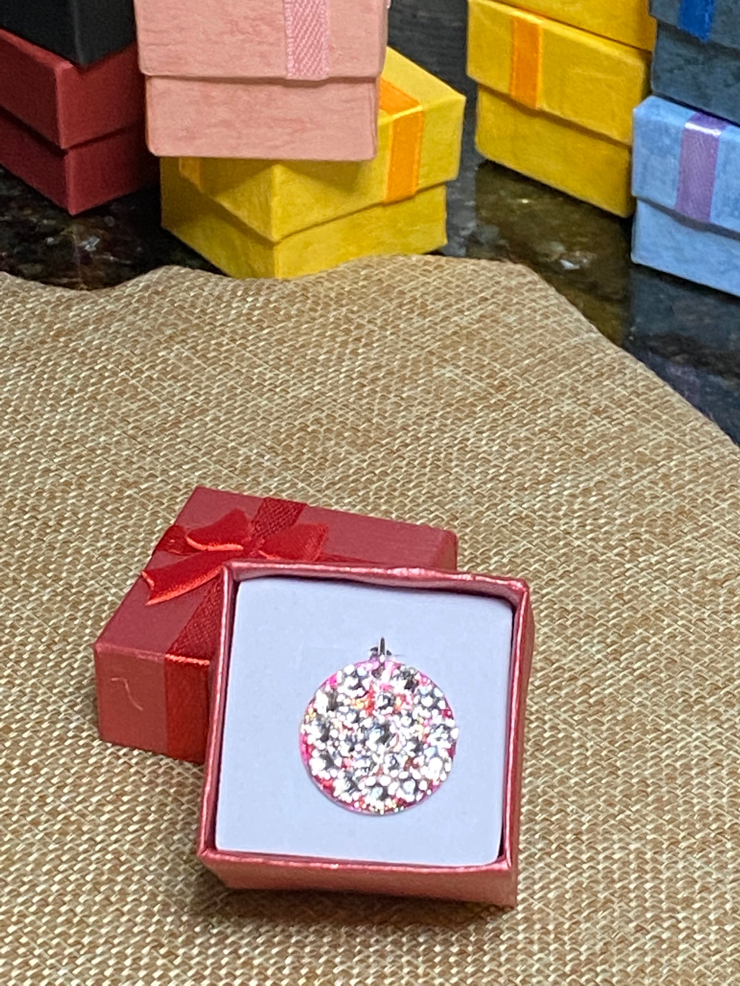 POMEGRANATE SHINE #7 - HANDMADE SWAROVSKI PENDANT NECKLACE