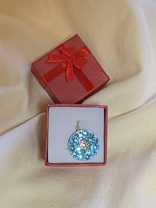 TURQ STAR #16 - HANDMADE SWAROVSKI PENDANT NECKLACE