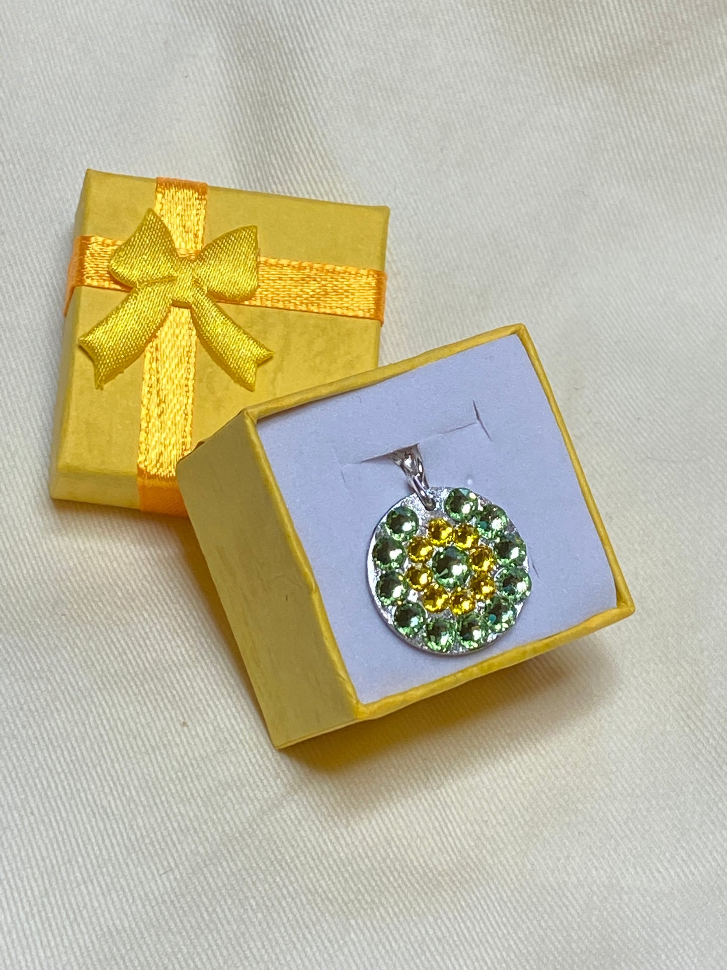 LUCKY SHOE #18 - HANDMADE SWAROVSKI PENDANT NECKLACE