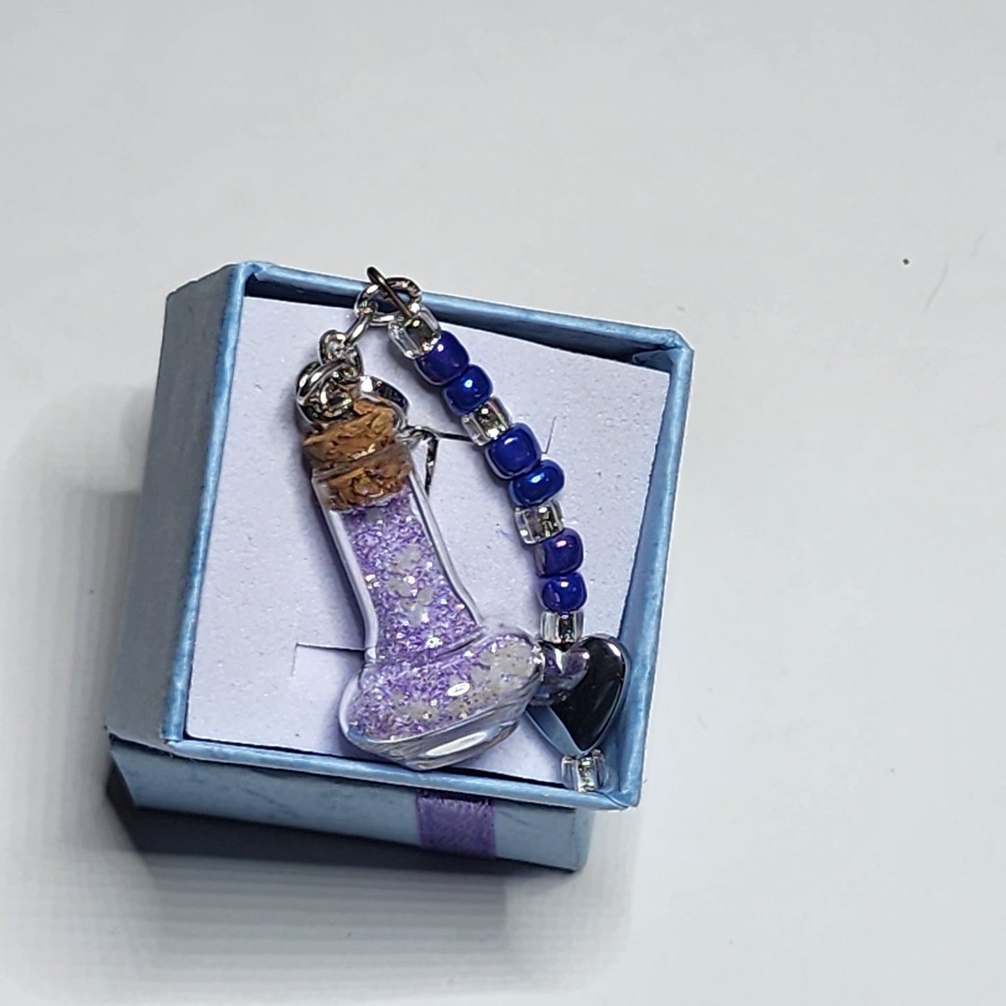 PURPLE HAZE #28 - HEARTS O' GLOW PENDANT NECKLACE