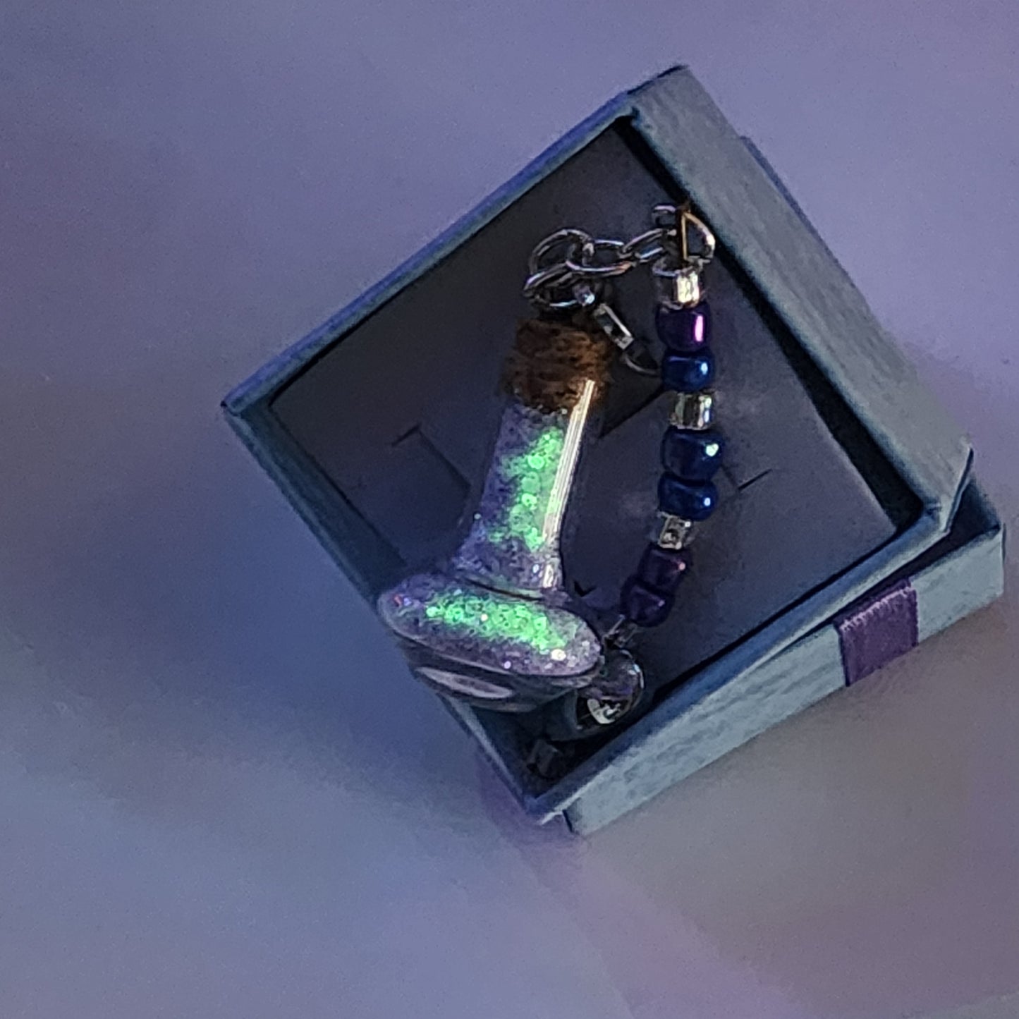 PURPLE HAZE #28 - HEARTS O' GLOW PENDANT NECKLACE