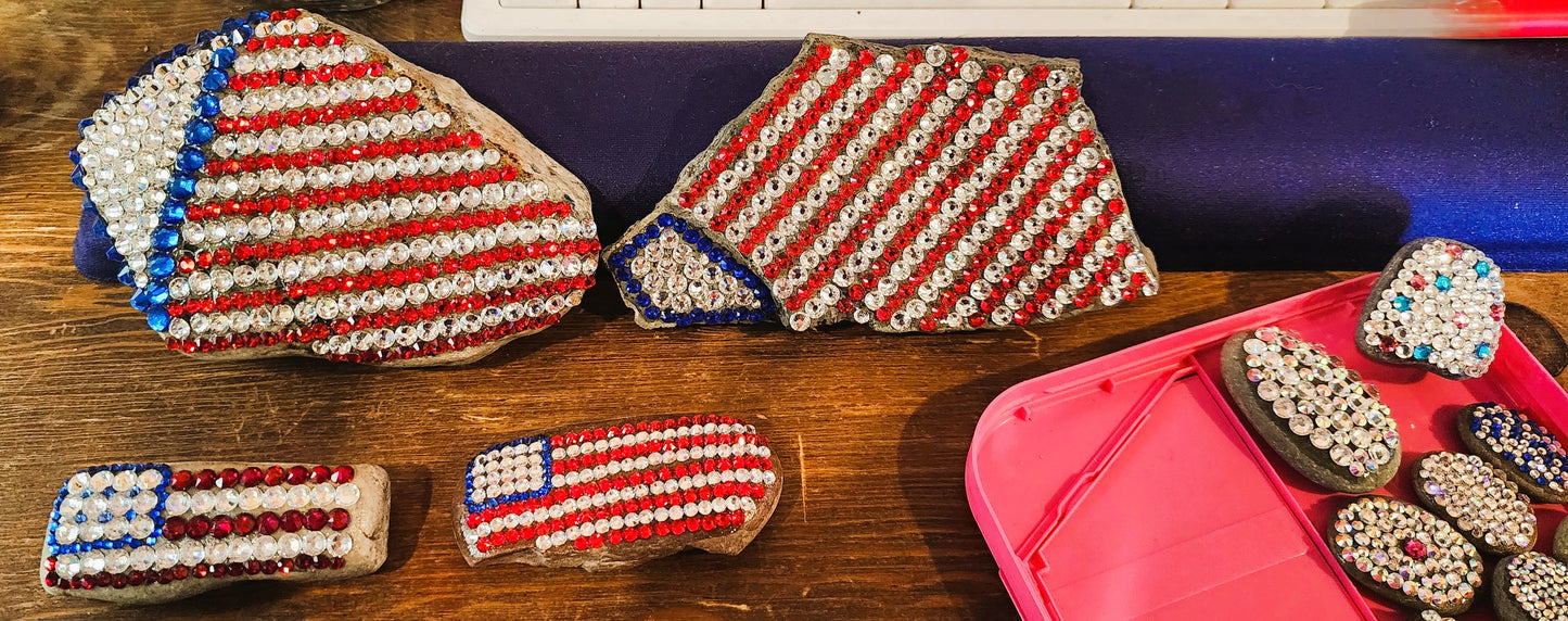 THE STATE OF PATRIOTISM  - PATRIOTIC PAPERWEIGHT