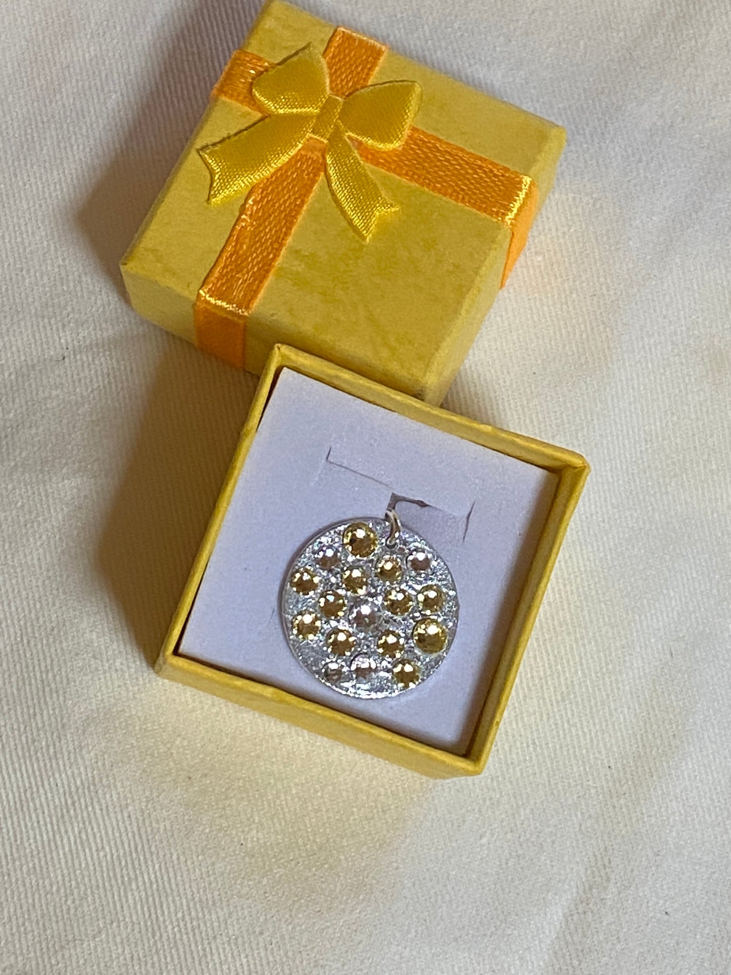 CHAMPAGNE #4 - HANDMADE SWAROVSKI PENDANT NECKLACE