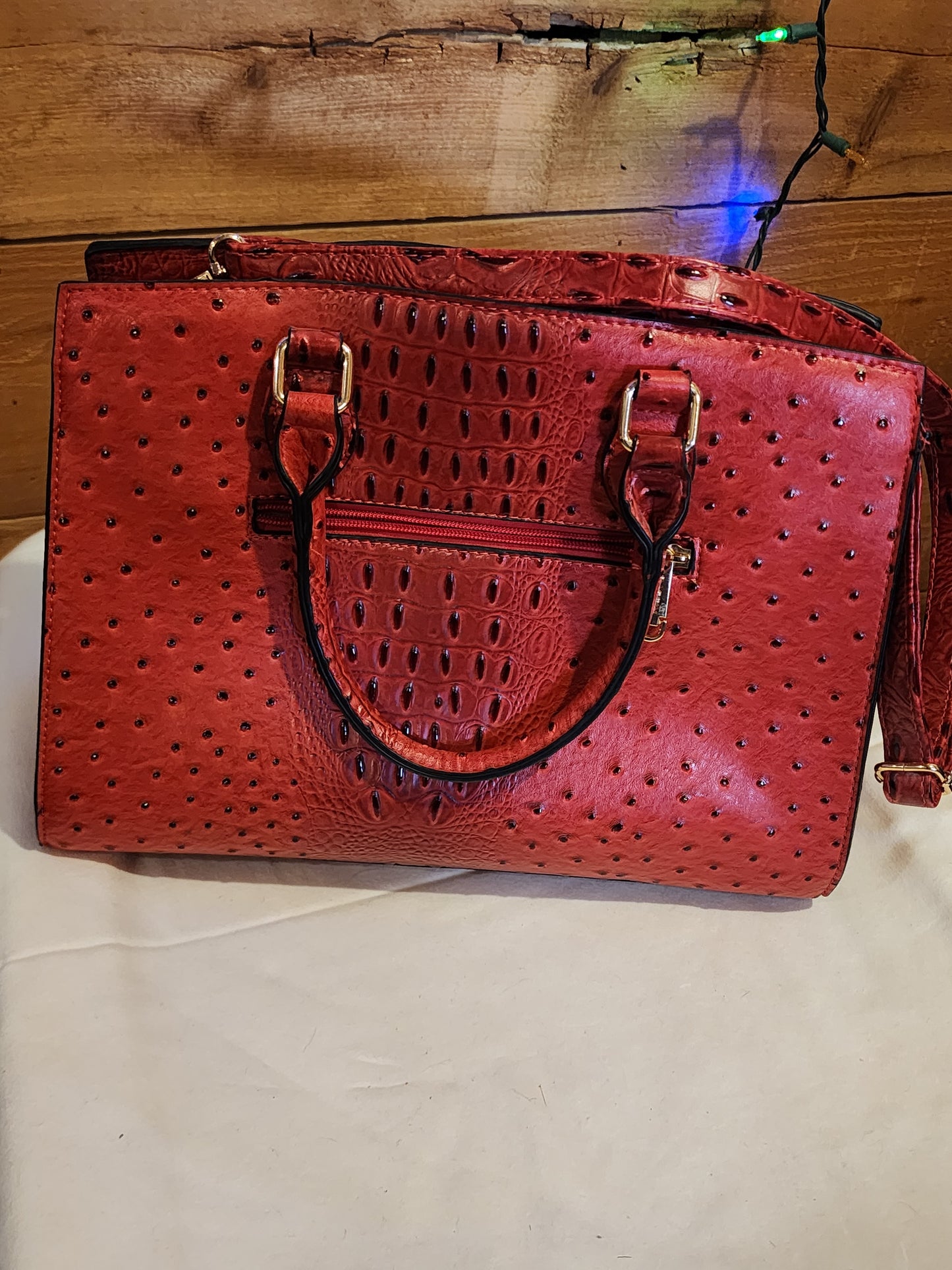 FAUX ALLIGATOR SKIN RED PURSE WITH MATCHING WRISTLET