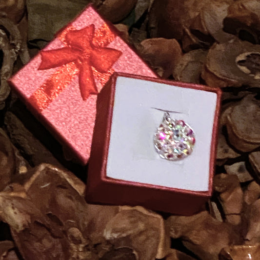 NORTH STAR #32 - HANDMADE SWAROVSKI PENDANT NECKLACE