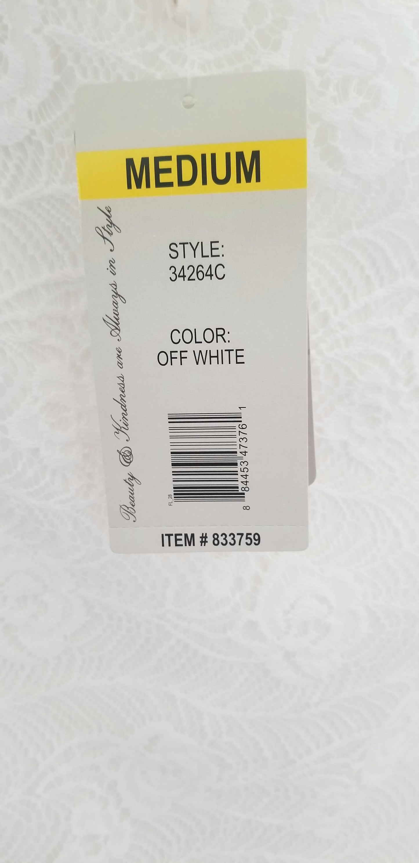 LEO & NICOLE - LADIES LACE TOP - BRAND NEW - SIZE MEDIUM